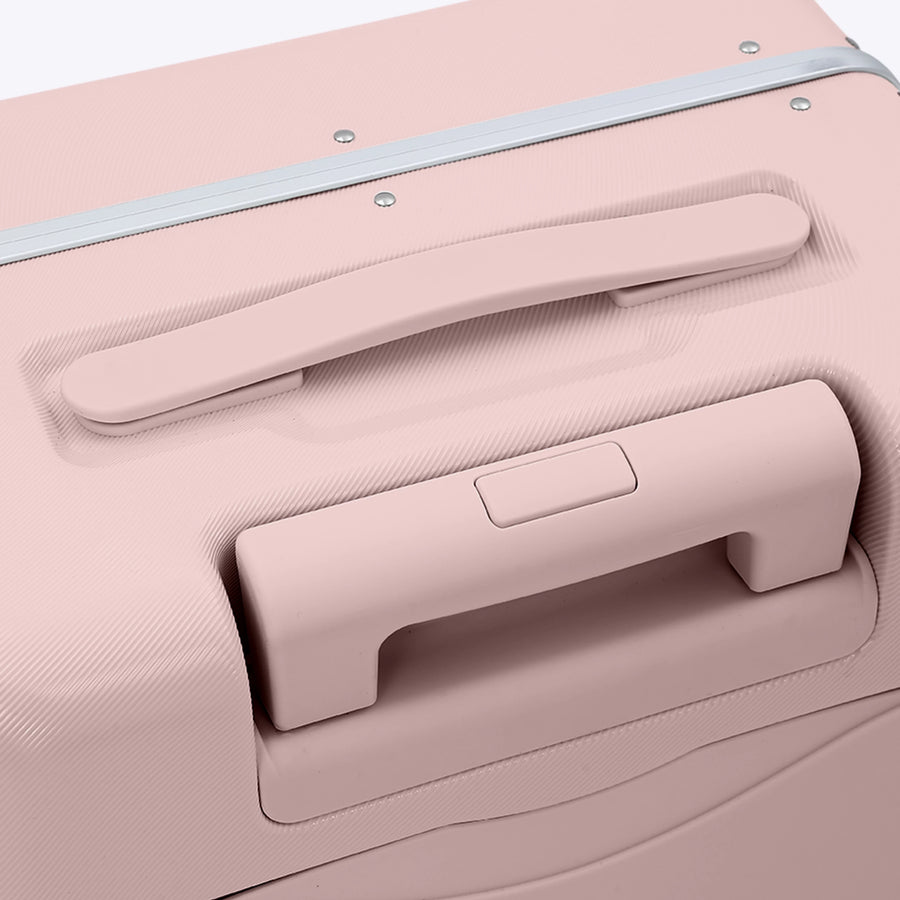 Ergonomic Handle Design